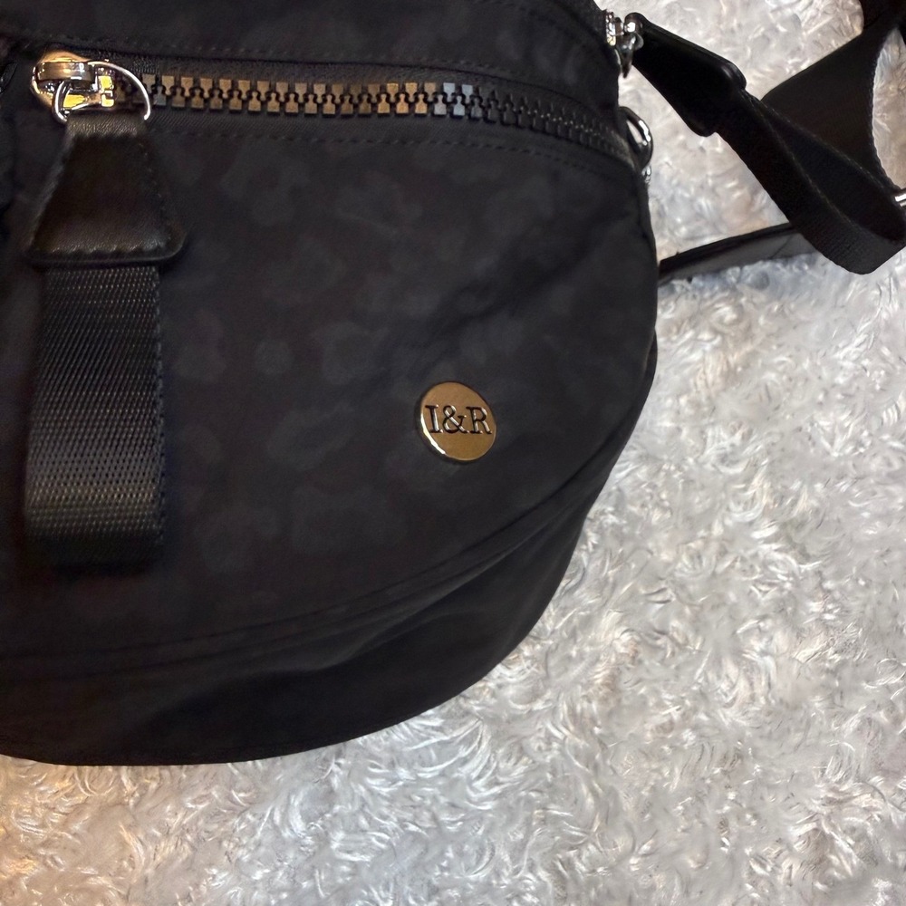 Iris & Rainbow Leopard Best Version Nylon Crossbody Bag Coin Purse Wallet ID - Picture 6 of 10